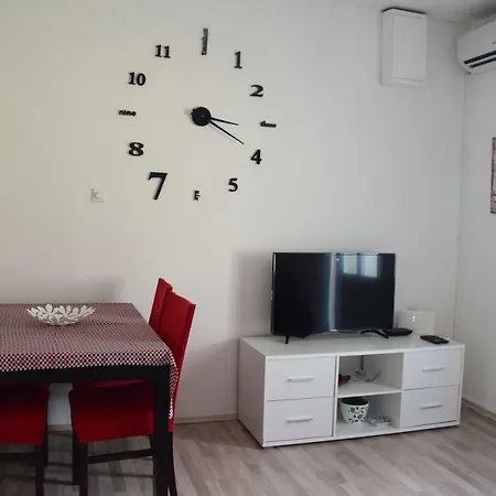 Apartment Apartman Ana
