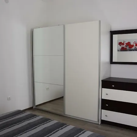 Διαμέρισμα Ana *